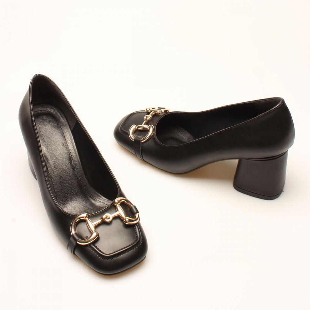 Черные кожаные женские классические туфли на каблуке с пряжкой на каблуке