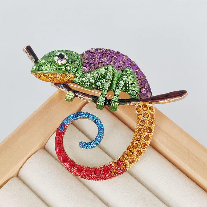 Chameleon Animal Lizard Brooch Pins Multicolor Jewelry Creative Gift for Women Fashion Office Outfit Highlight