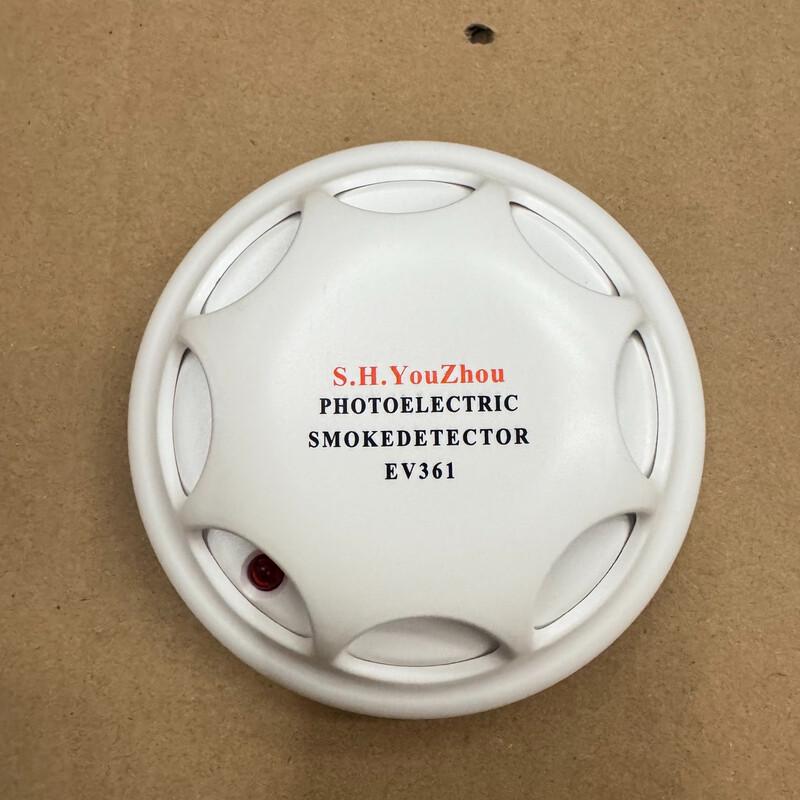 LINCOOS AS-607 Smart Smoke Detector CN plug (adapter included)