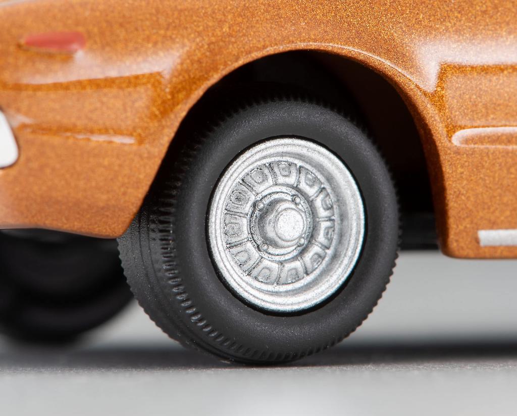 Tomica Limited Vintage Neo Ogikubo Spirit Nissan Skyline L Type Extra Specification Brown Finished Product 320531 1/64 LV-N Vol.10 2000GT-E