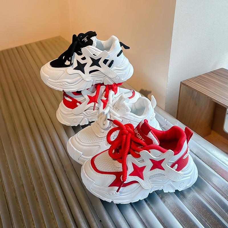 Модные универсальные кроссовки для девочек