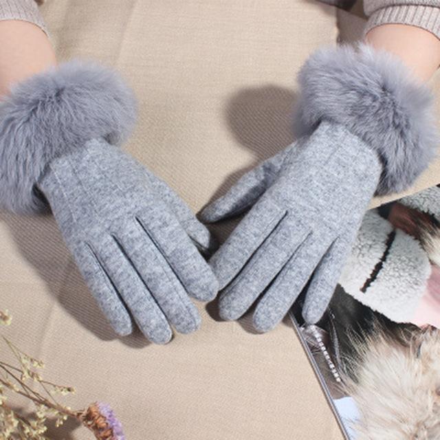 Rabbit Fur Gloves Female Winter Velvet Thicken Warm Mittens Cashmere Full Finger Embroidery Wool Touch Screen Driving Gloves H65