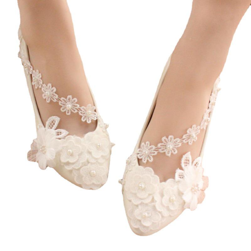 Star Cat Plus Size Low Heel Lace Wedding Shoes with 3D Floral Design