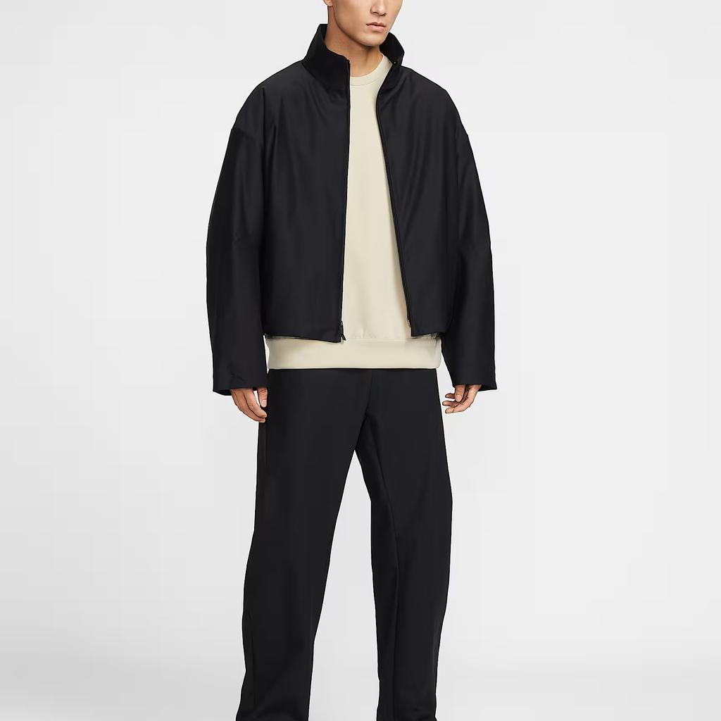 Nike Куртки Therma FIT Мужские Черный/Темно-Дымчато-Серый Воротник-стойка Умеренная Другое IF2116-010