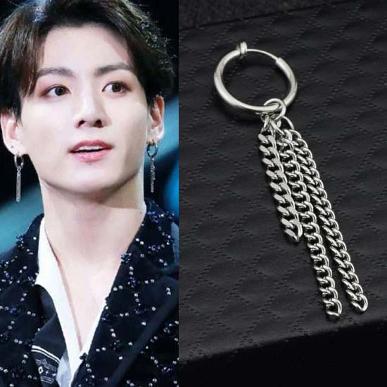 BTS Jungkook style] прямая серьга с перьями + 1 случайная