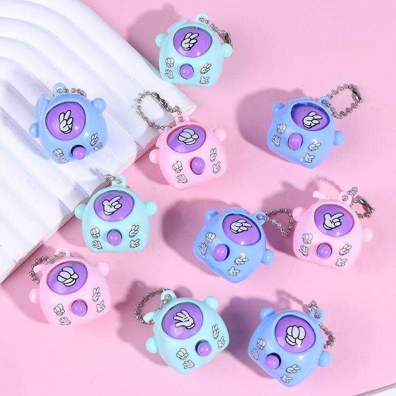 1 шт. Брелок-яйцо для гадания, Ножницы Камень Ткань, Яйцо-игрушка с меняющимся лицом, Креативные подарки, В наличии