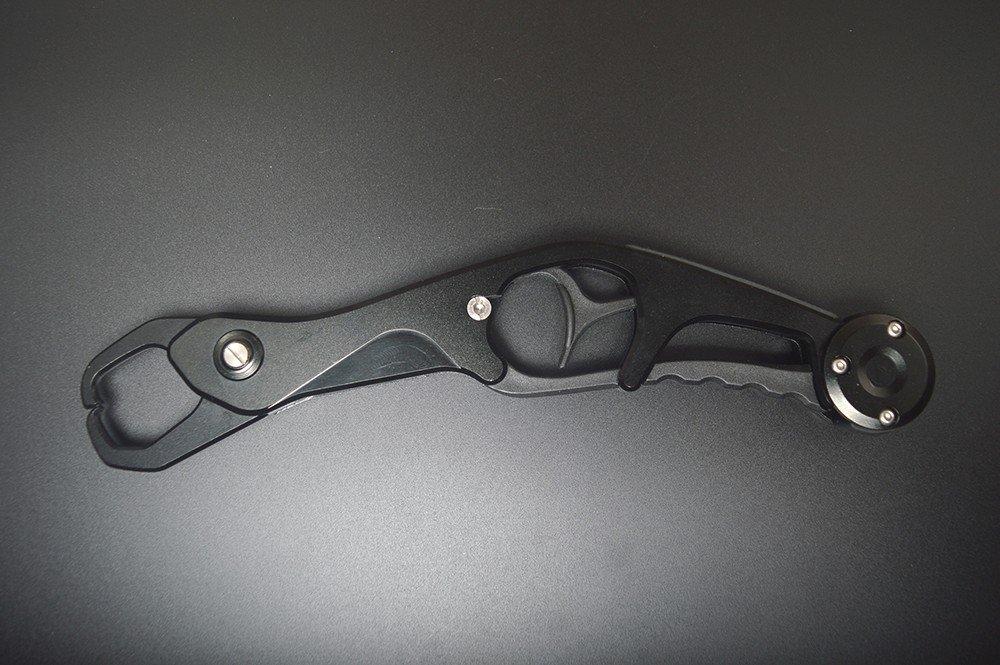 Aluminum Fish Grip Fish Catcher Ultra-Lightweight (Black)