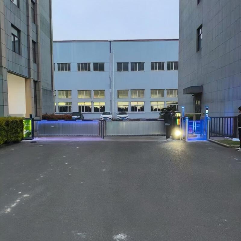 Congye Интеллектуальная система доступа на парковку без оператора с распознаванием номеров (LPR)