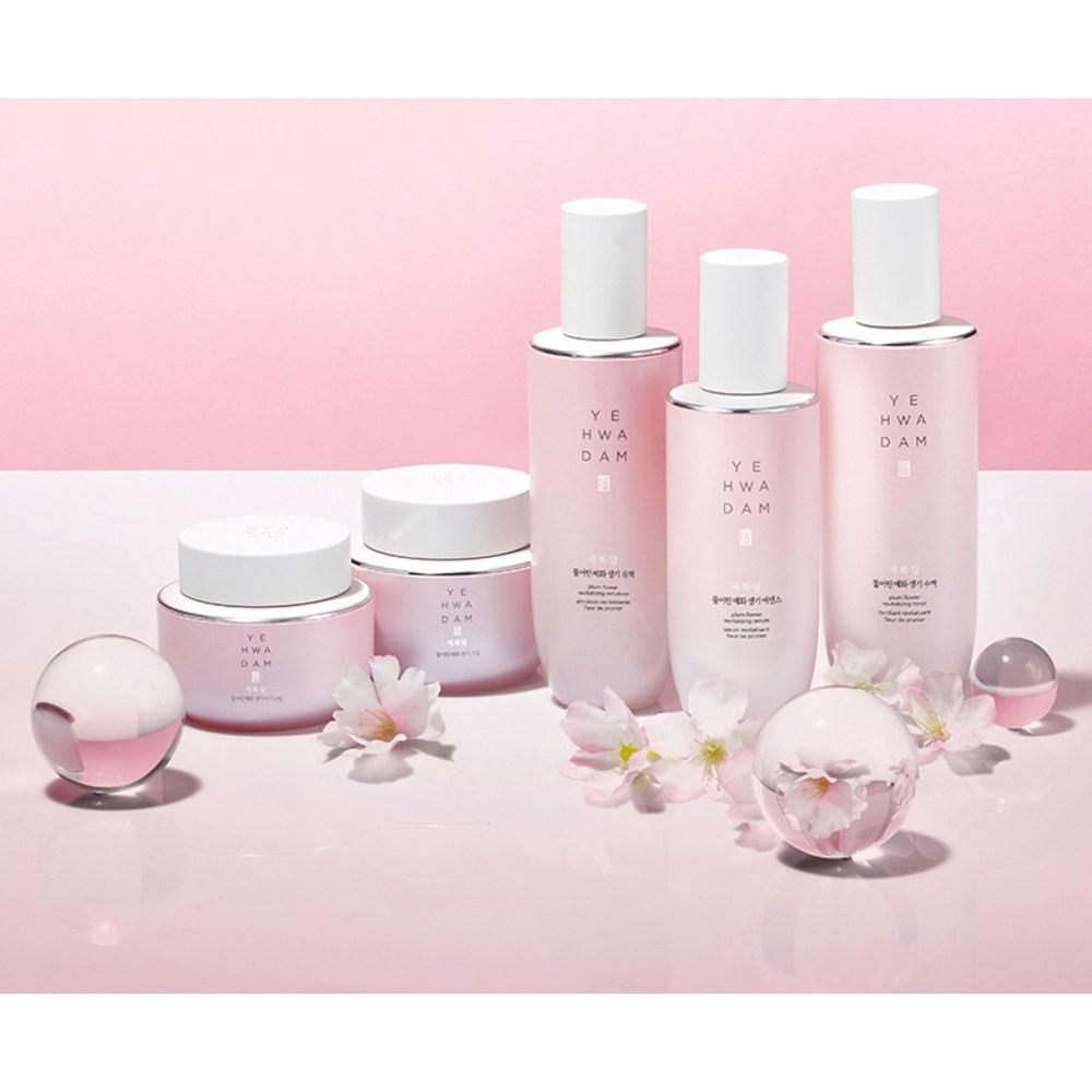 The Face Shop Базовый набор косметики Yehwadam Plum Vitality из 2 предметов