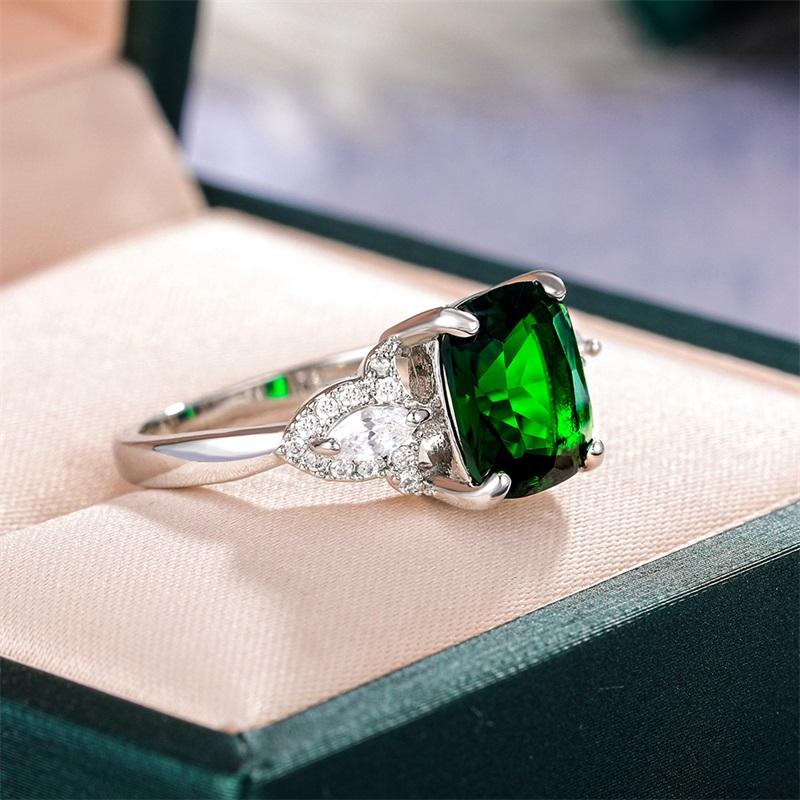 Retro High-Quality Silver Plated Band Rings for Women Luxury Inlaid Green Stone Jewelry Best Anniversary's Gift for Wife
