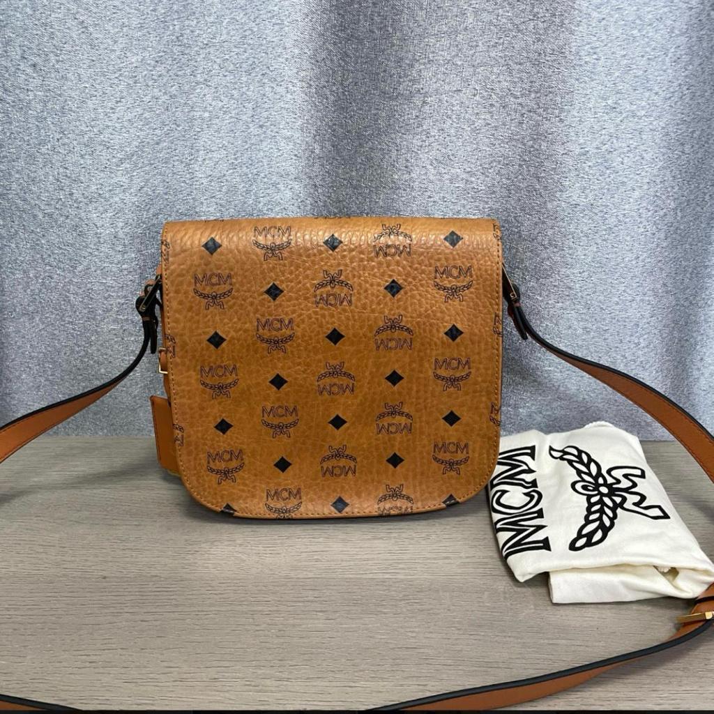 [Pre-Owned] Pasetia Visetos Monogram Coated Canvas Crossbody Bag - Very Good #AF5GH8