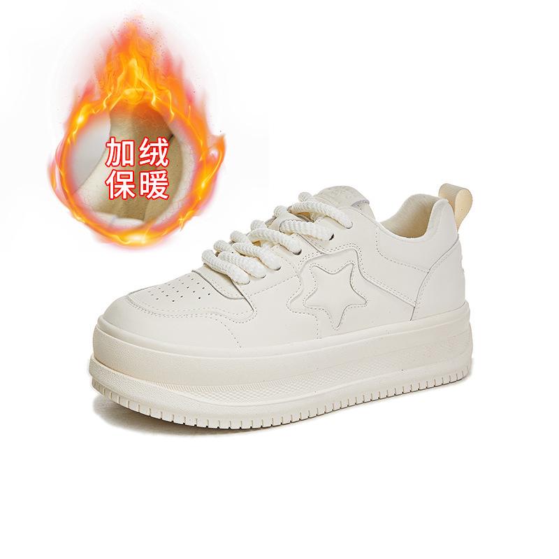 Кожаные белые туфли женские 2025 зимние новые звездные бархатные спортивные туфли для серфинга женские туфли на плоской подошве повседневные туфли универсальные женские туфли