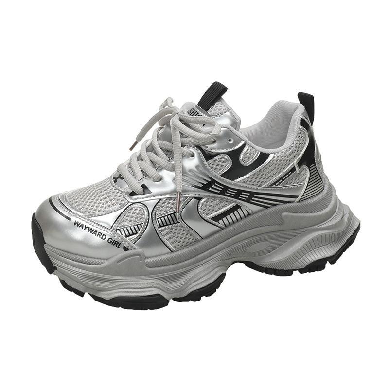 Retro heightening and showing feet, small platform dad shoes, women's 2025 new autumn breathable casual and lightweight sports shoes