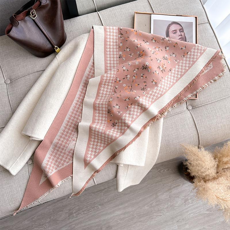 Autumn And Winter Triangle Scarf, Floral Houndstooth, Small Fresh Print, Double-Sided Scarf, Shawl Outside The Woman