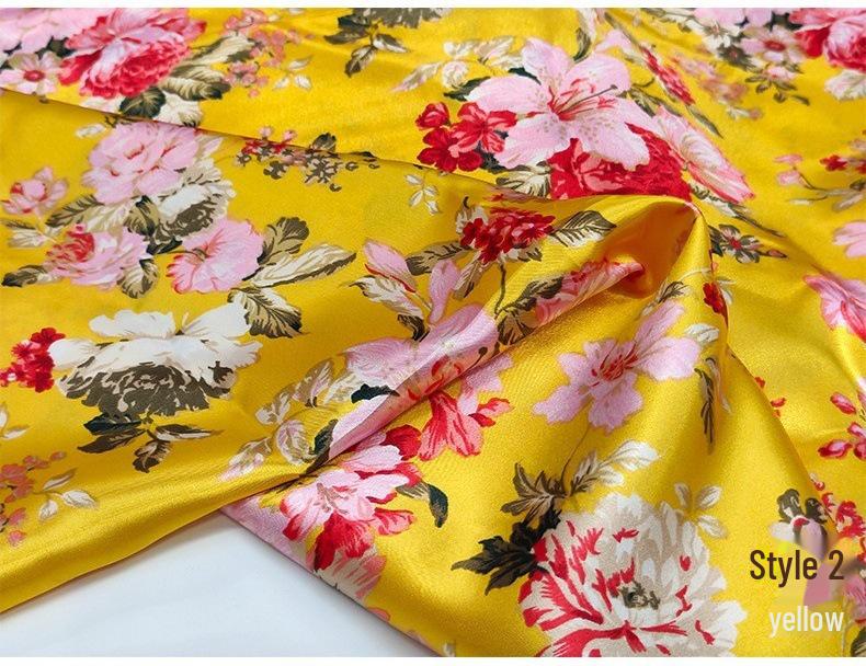 Floral Satin Print Cheongsam Pajamas with Ribbon Headdress and Lantern Kimono Quilt Fabric