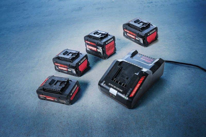 Bosch exal18v-160 battery charger 16A Black