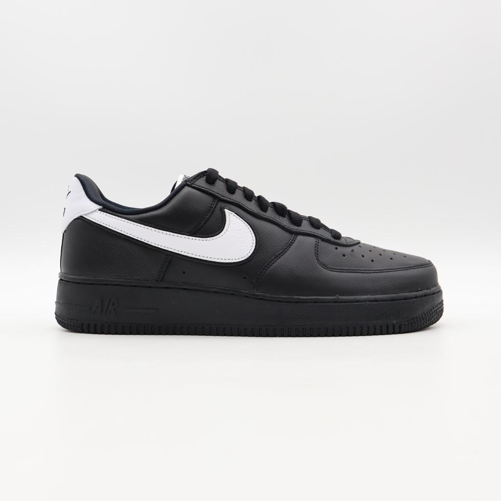 CQ0492-001 Nike Air Force 1 Low Retro QS Черно-белые (Мужской)