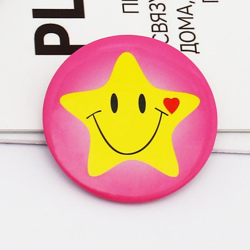 Многоцветный значок с улыбающимся лицом: Брошь-булавка для персонала отеля и детей