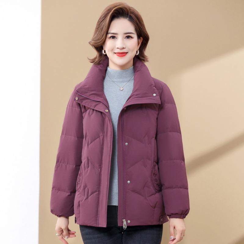 Бабушкина зимняя куртка пуховик короткая материнская зимняя толстая большого размера одежда из хлопка для пожилой женщины