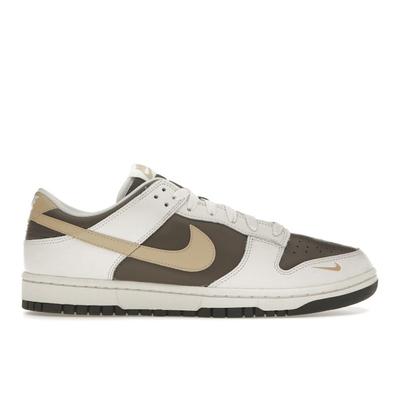 Кроссовки женские Dunk Low Ironstone Sesame коричневые Phantom HM9655-001