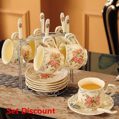 Европейский суд, роскошная кофейная чашка и тарелка, набор из двух частей, керамическая чашка с золотой росписью, чашка для воды, цветочная чашка для чая, чашка для молока, 1-2 шт. в наличии