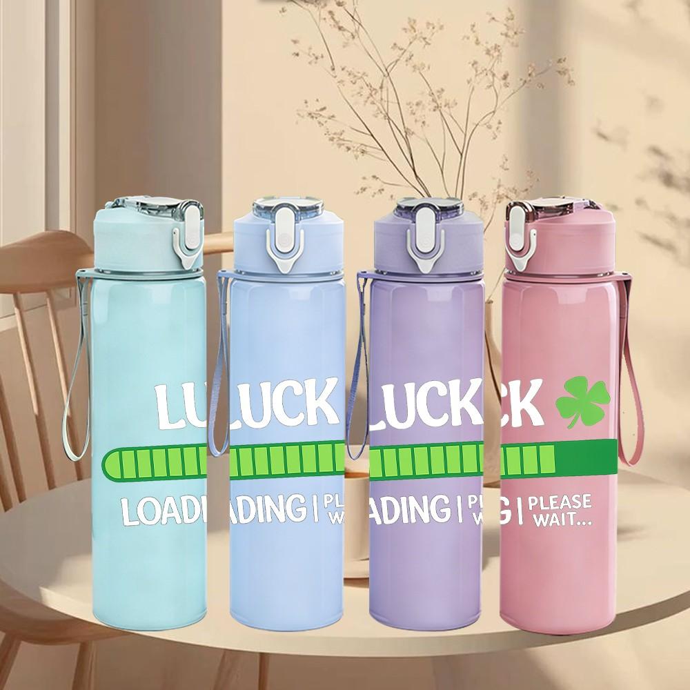 1PC Simple Green Lucky Clover Bar 750ml Color Plastic Sports Water Bottle Leakproof Flip Straw Lid Suitable for Sports Office Home Use