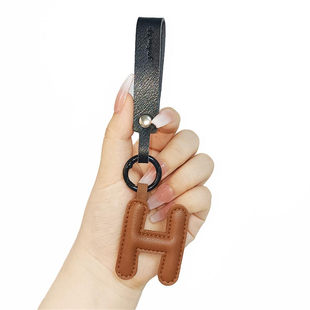 Creative PU Leather 26 Letter Keychains Fashion Alphabet Keyrings Handbag Ornaments Pendant Car Key Holder Accessories Gifts