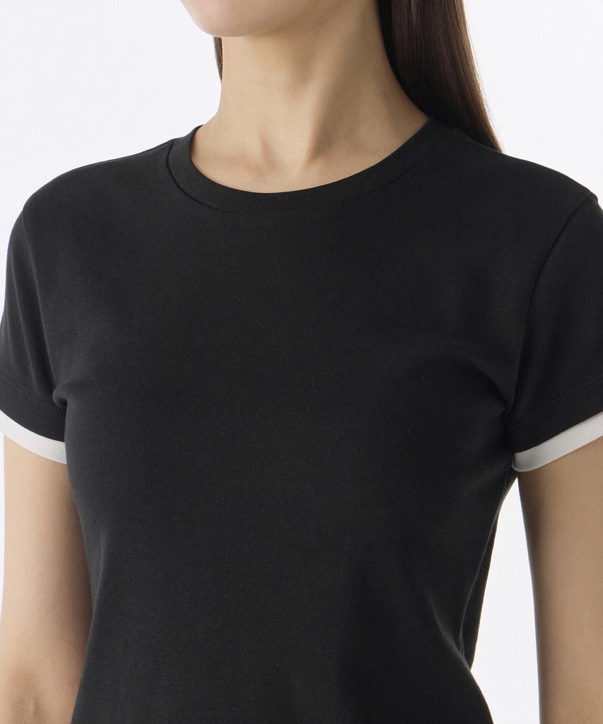 MUSINSA STANDARD WOMAN Женская многослойная облегающая футболка с асимметричным подолом [Черный/Белый]