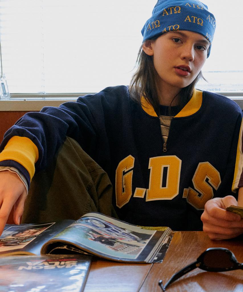 GOLDEN SUNSHINE G.D.S Round Half Zip-Up_Navy
