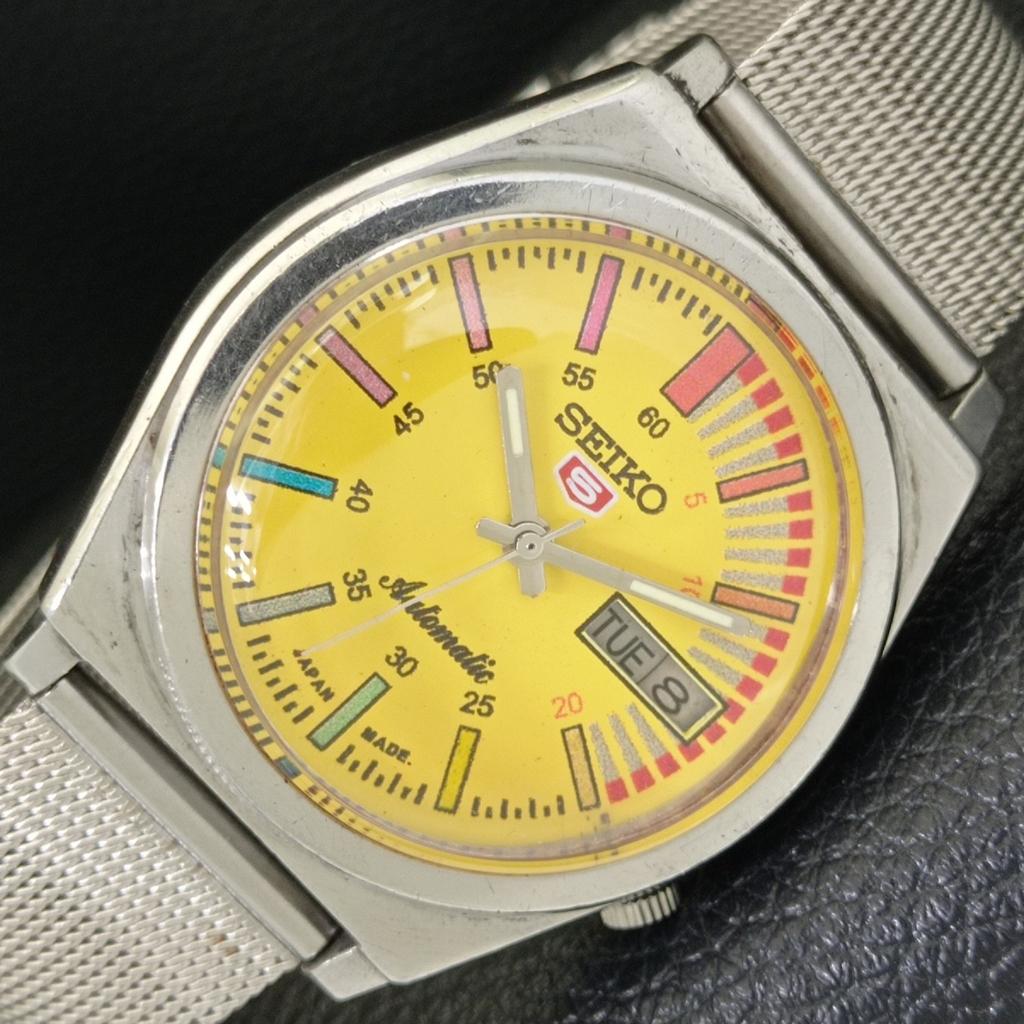 SEIKO 5 AUTOMATIC 7009A VINTAGE JAPAN MENS YELLOW COLOR DIAL WATCH a701490-5 R206b-a701490