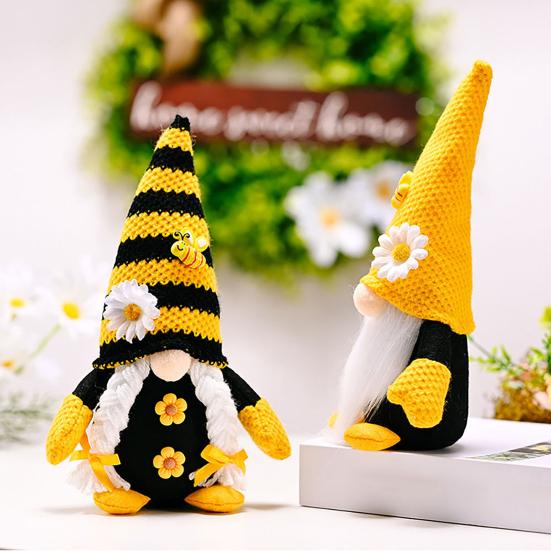 Good Luck Gnome Ornament Bee Day Themed Sunflower Decor Plush Doll Gnome Figurine Centerpiece Festive Bee Party Decoration