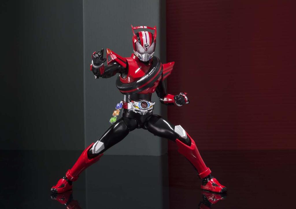 TAMASHII NATIONS Kamen Rider Тип привода Скорость SHFiguarts