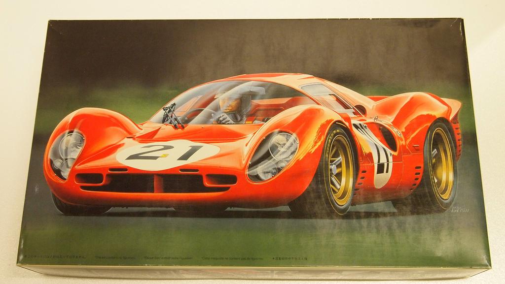 Ferrari 330 P4 BERLINETTA Limited To 3000 Units Special Decal Top Quality Silk Screen Out of Print 1/24 (with Decal)
