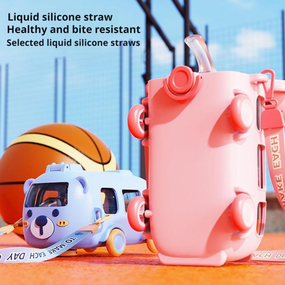 Детская бутылка для воды в виде автобуса 16 унций, автомобильная чашка для воды с соломинкой и ремешком, герметичная, съемная бутылка для воды-игрушка в виде автобуса для школы, спорта, путешествий