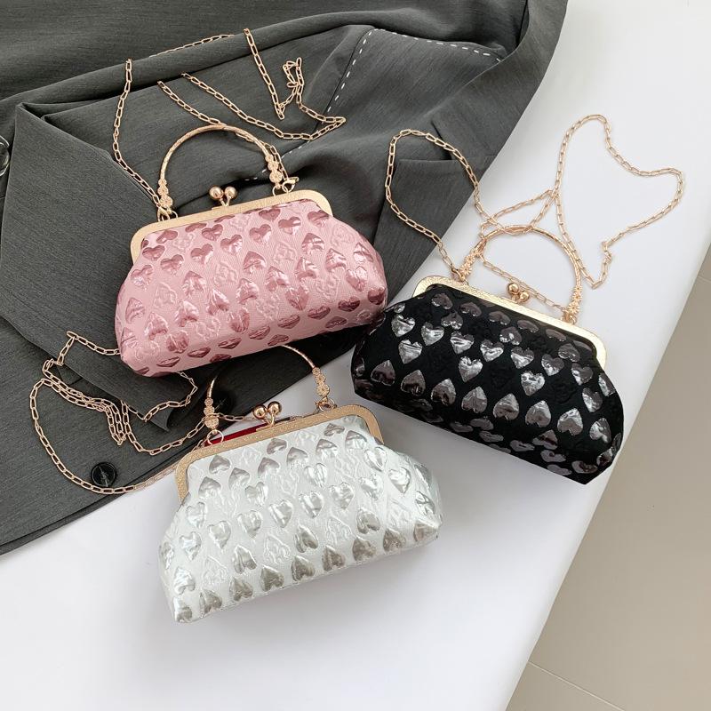 Korean Version of Chain Bag for Women's Trendy New Style of Texture Fashionable Elegant Clip Bag Versatile Dinner Bag