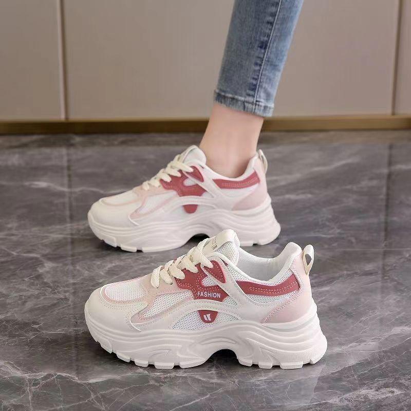 Обувь для папы, женские, новые, летние и осенние, сетчатые, тонкие, дышащие, повседневные, на платформе, с увеличенной высотой, кроссовки Wild Soft Sole