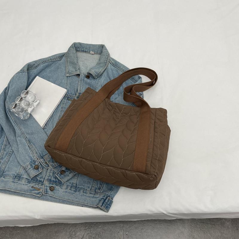 Quilted Shoulder Bag Down Padded Woman Tote Handbag Soft Winter Lightweight Girl's School Bag Puffer Cotton Large Pockets Purse CLE
