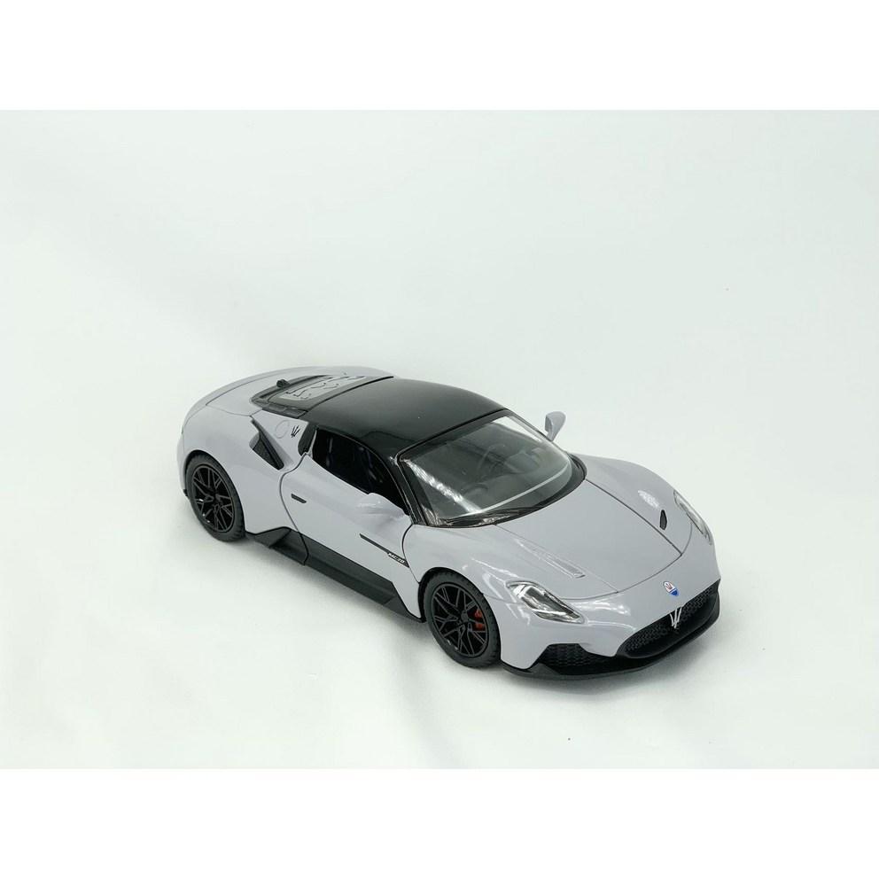 1:Модель-игрушка суперкара Maserati MC20, литая, масштаб 1:22 - Зеленый