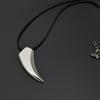 Lover's Brave Mens Zinc Zinc Alloy Pendant Men's Fashion Steel New Tooth Wolf Necklace Jewelry