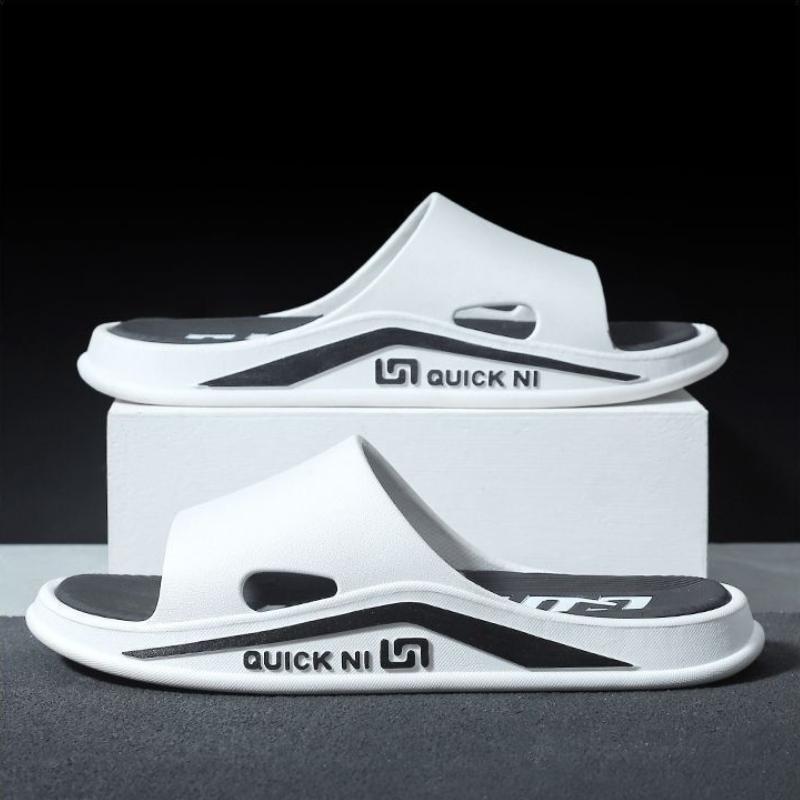 2025 Новые мужские тапочки Модная верхняя одежда для дома и ванной комнаты Нескользящие износостойкие мужские сандалии с толстой подошвой