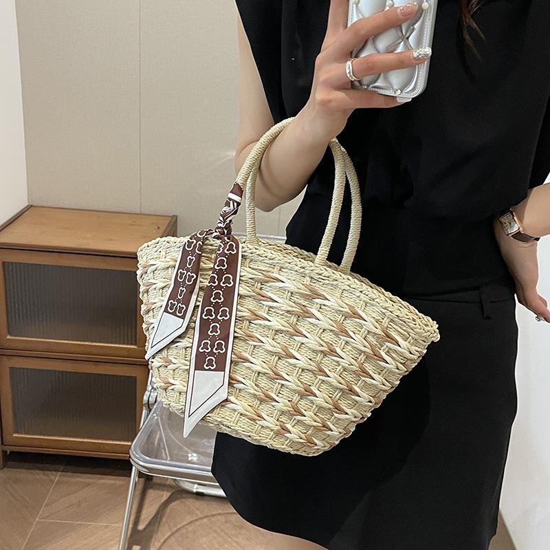Straw Woven Tote Bag Holiday Travel Beach Portable Women's Handbag