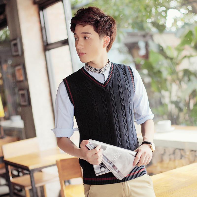 Мужской тонкий трикотажный шерстяной жилет с V-образным вырезом - модный корейский свитер без рукавов