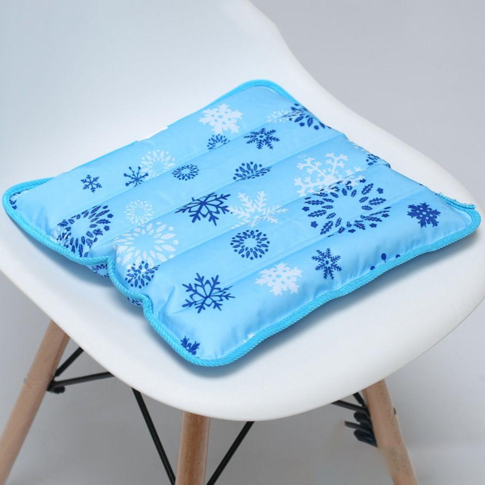 Keep Cooling Dog Ice Pad Breathable Ice Silk Mat Comfortable Pet Cooling Mat Summer