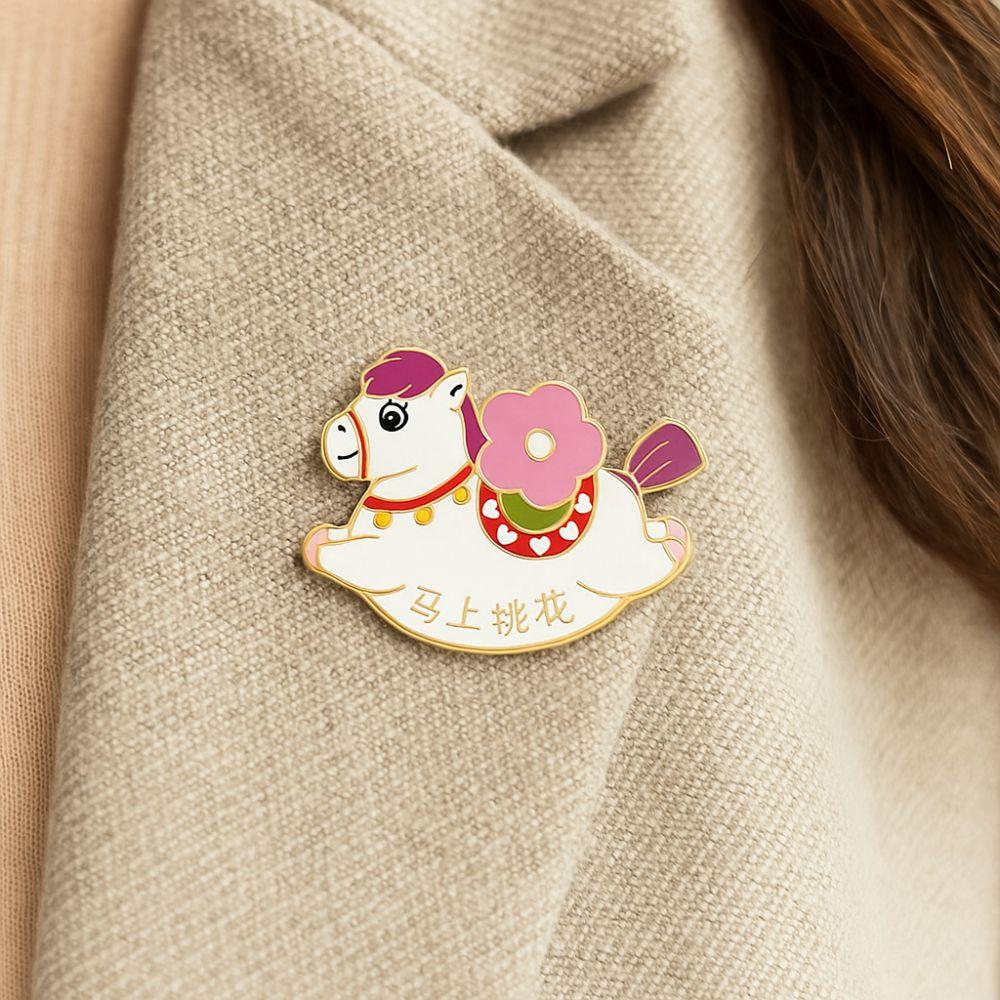 Cute Zodiac Horse Brooch Cartoon Horse Year Brooch Badge Pins Animal Brooch Women Accessories