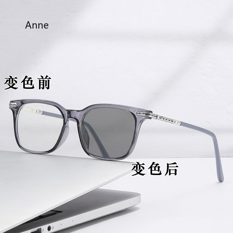 Women Oversizes Frame Photochromic Myopia Glasses New Fashion Ladies Near Sight Eyeglasses Finished Sunglasses Diopter 0 To -4.0