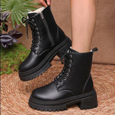 2025 Теплые мотоциклетные ботинки из искусственной кожи Женские шнурованные плюшевые зимние ботильоны Черные бежевые на плоской подошве Нескользящие хлопковые ботинки Mujer