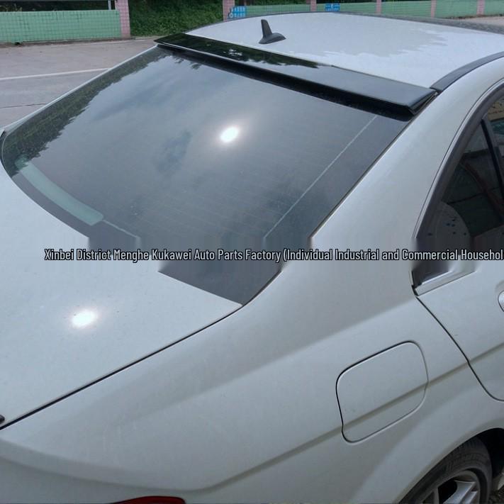 Неинвазивная установка спойлера на крышу для седана Mercedes-Benz C-Class W204 (2007-2013 гг.)