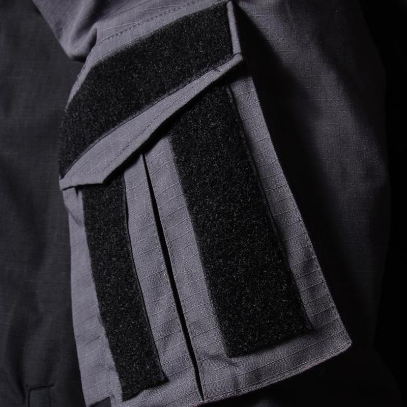 Waterproof Men Wear Training Outdoor Pocket Camping Hiking Jacket