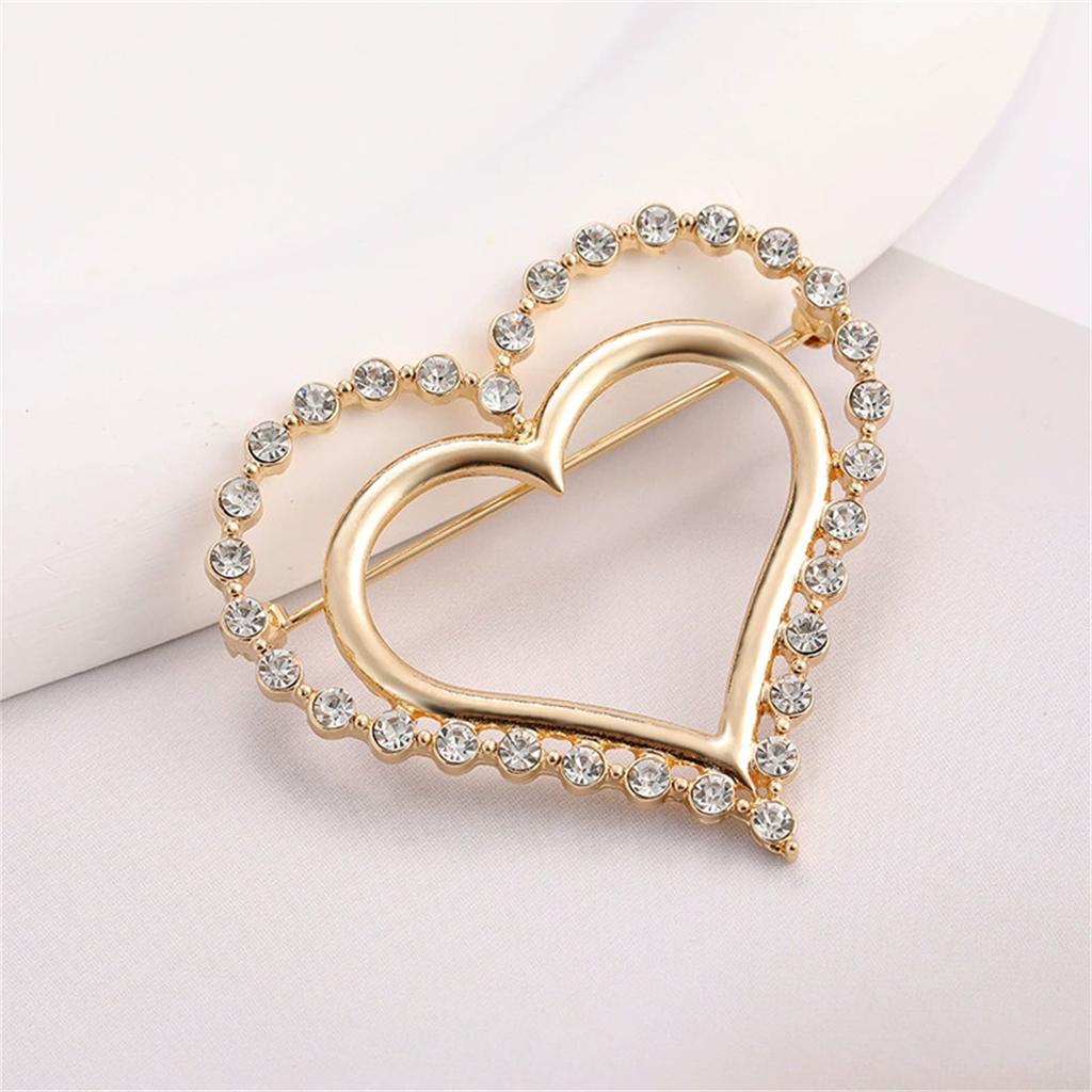 1Pc Creative Personalized Love Brooch Korean Edition Fashion Pin Sweet and Cute Jewelry Accessories Party Birthday Festival Gift