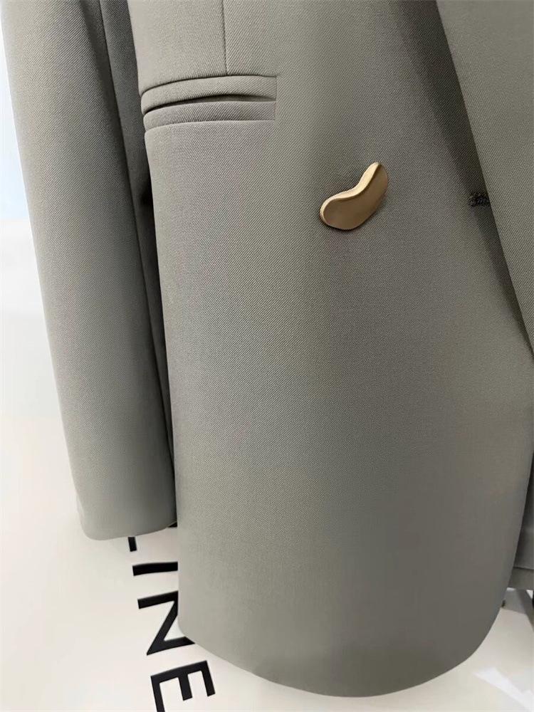 Женский серый текстурированный блейзер в британском стиле, весна/осень 2024